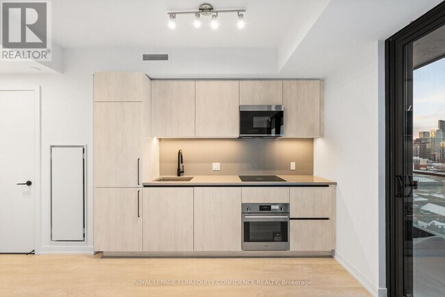 Photo du bâtiment - 35 Parliament St