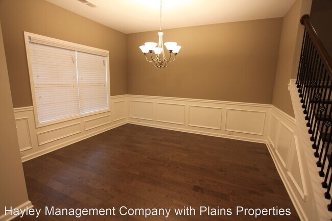 Foto del edificio - 5 br, 3 bath House - 1006 Dunkirk Circle