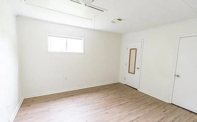 Foto del edificio - Gorgeous, Remodeled, & Could Be Yours! HUD...