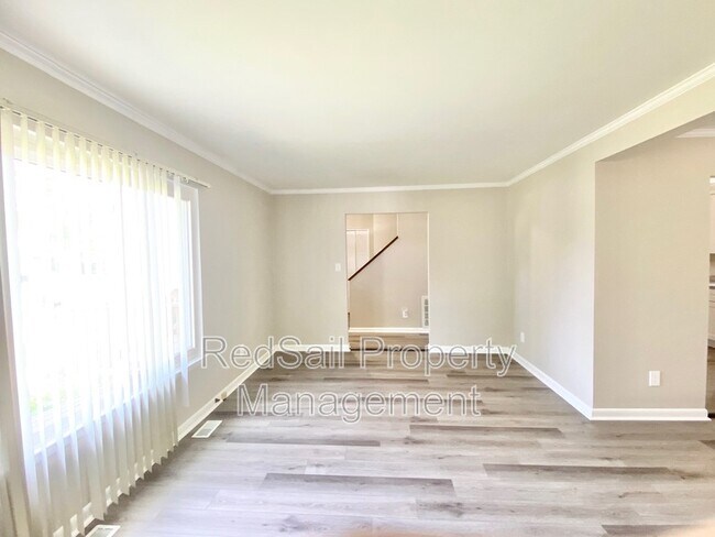 Foto del edificio - 13 Sandpiper Ct