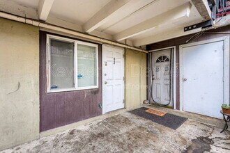Building Photo - 1180 Yosemite St