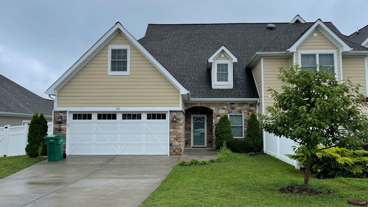 121 Macallister Way, Harrisonburg, VA 22801 House Rental in