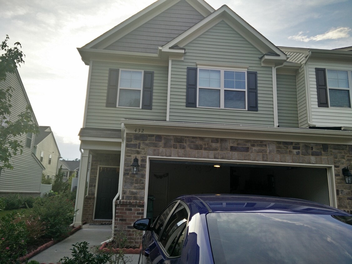 Primary Photo - 432 Manchester Park Ln