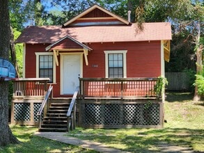 Building Photo - 1340 Lincoln St