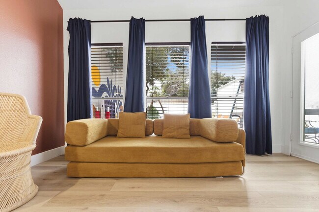 Foto del edificio - 7621 North Songbird-SI ID1501425P