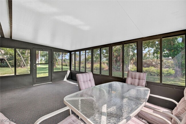 Foto del edificio - 3320 New South Province Blvd