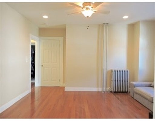 Primary Photo - 113 Atlantic St