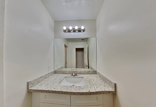 Foto del edificio - 10507 Mills Walk Dr