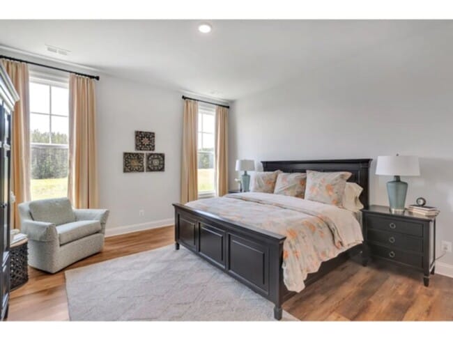 Building Photo - 3 Bed 2 Bathroom for Rent