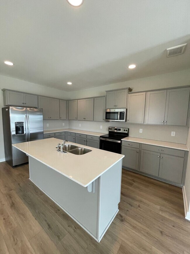 Foto del edificio - New Construction Home for Rent in Tuscaloo...