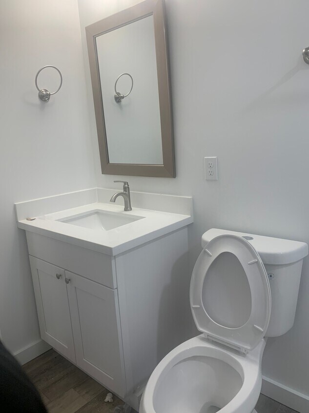 Foto principal - 2617 22nd Ave W