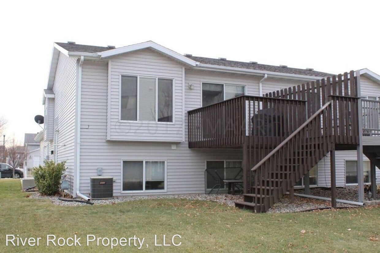 Primary Photo - 3 br, 2 bath House - 3009 Dakota Park Circ...