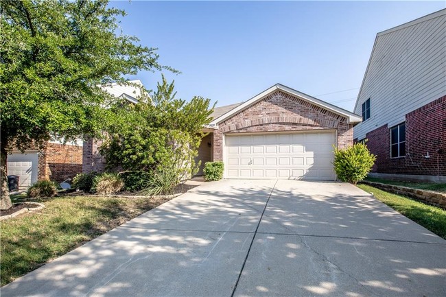 Building Photo - 5029 Raymond Dr