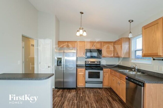 Foto del edificio - 2730 Glenstone Ct