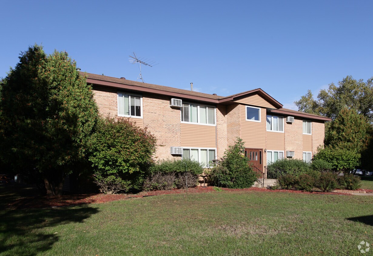 809 7th Ave N, Princeton, MN 55371 Apartments in Princeton, MN