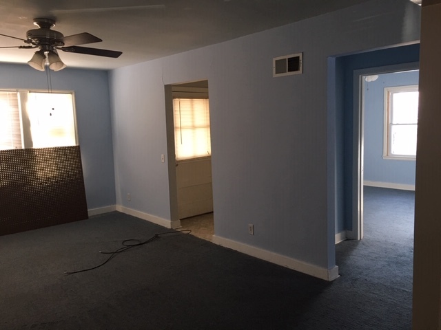 Living room - 441 S Jefferson St