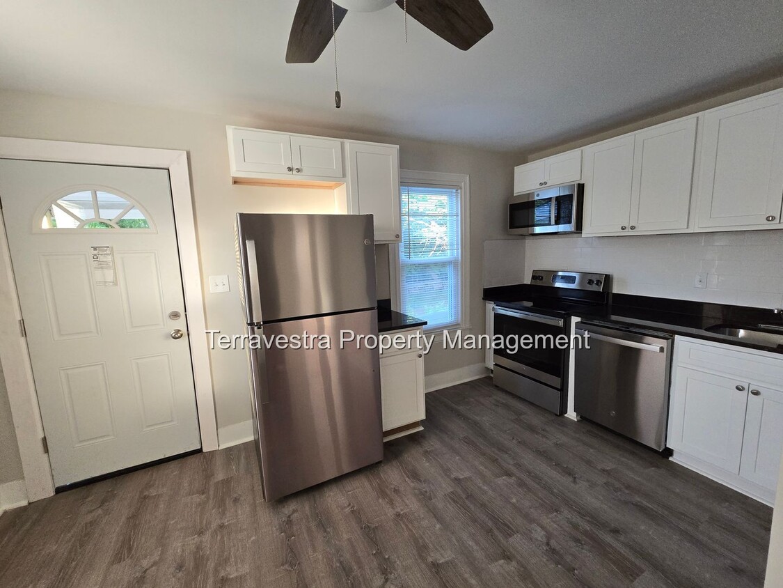 Foto principal - 321-323 South 5th Street
