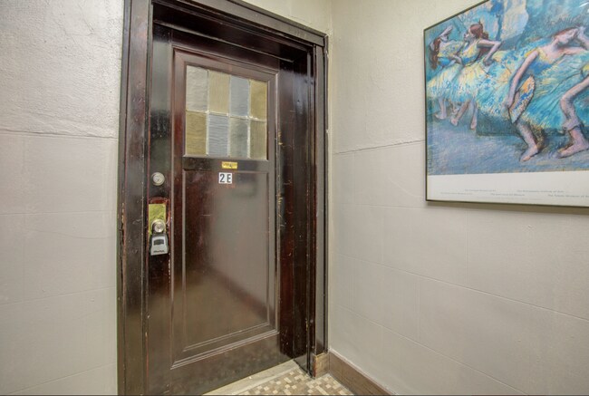 Foto del edificio - 7234 Amherst Ave