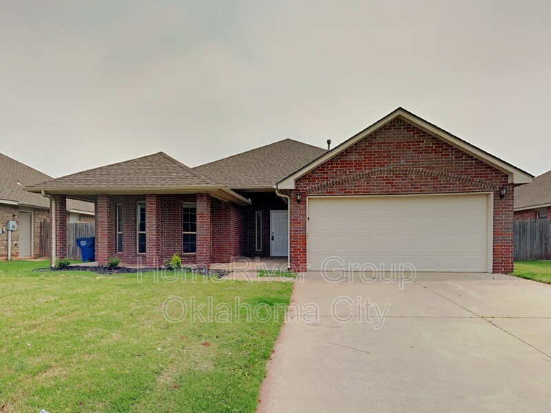 612 S Kaylee Ln, Mustang, OK 73064 House Rental in Mustang, OK