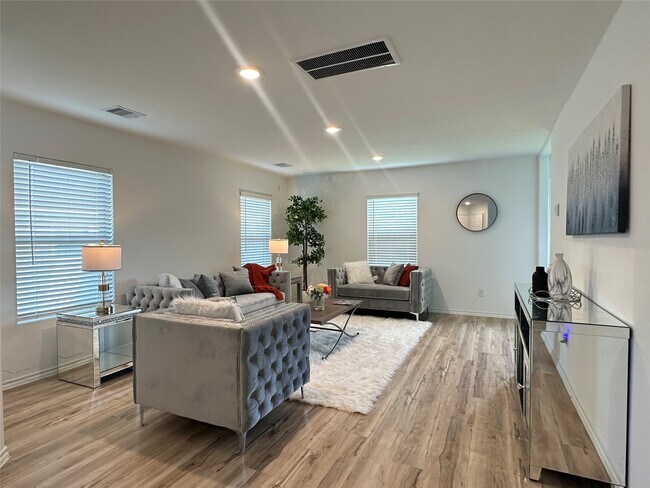 Foto del edificio - 11079 N Lake Mist Ln