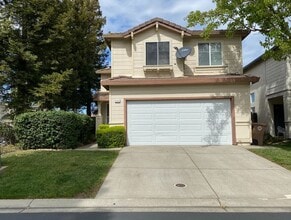 Building Photo - 5401 Tamarindo Ln