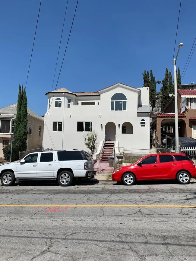 Building Photo - 3603 Pomeroy St