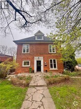 Building Photo - 15 Freeman Pl