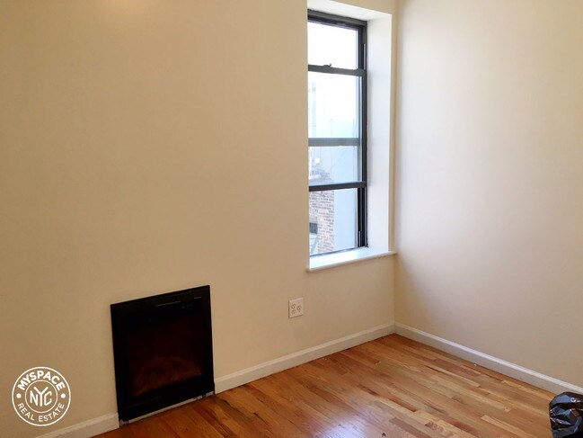 Foto del edificio - 1334 Saint Johns Pl