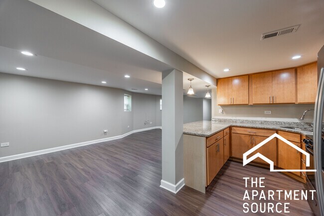Foto del edificio - 2118 N Avers Ave