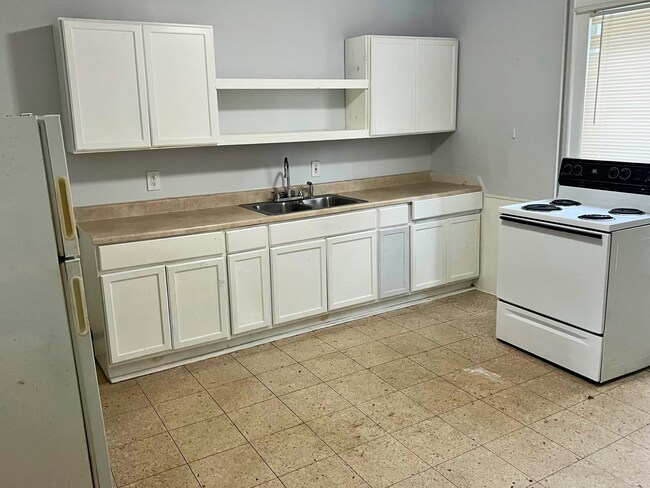 Unidad 1 - 65 Bosworth St