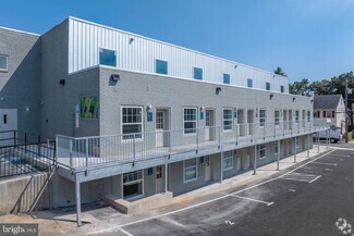 Building Photo - 224 Hall St