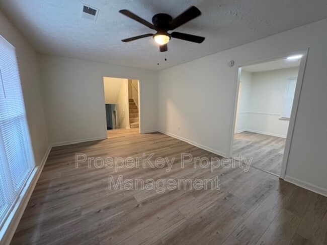 Foto del edificio - 6354 Old Post Ct