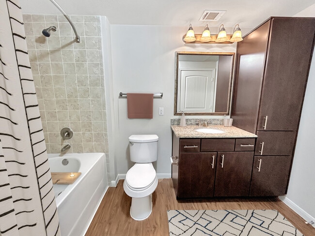 Building Photo - Fairfield Ranch