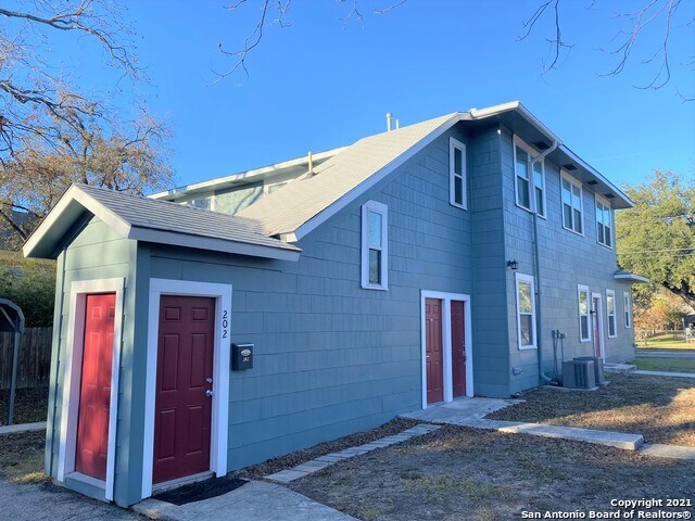 Building Photo - 216 Eleanor Ave