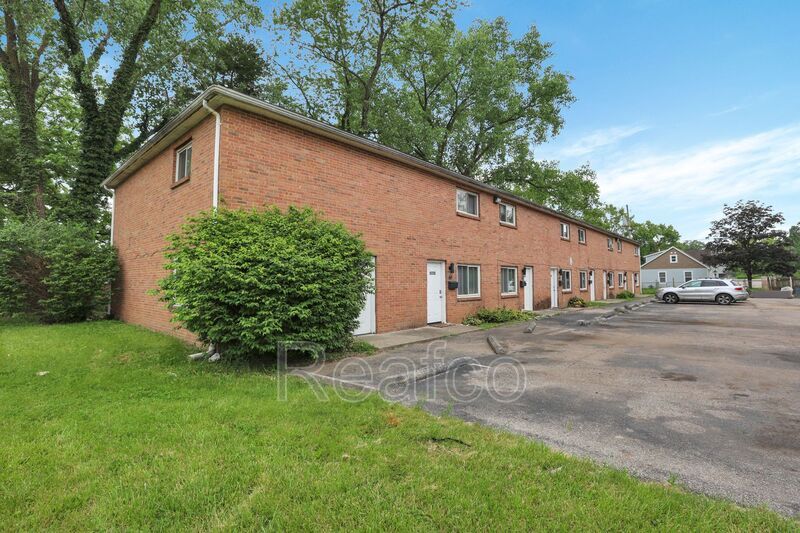 Primary Photo - 2850 Baughman Ave