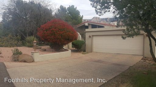 Building Photo - 231 Bowstring Dr