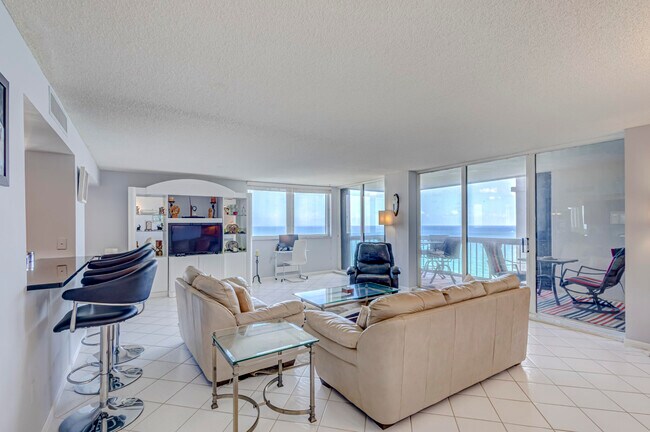 Foto del edificio - 5380 N Ocean Dr