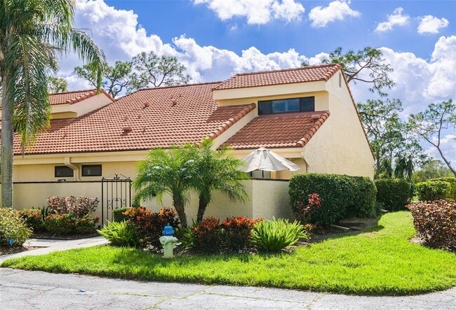 Foto del edificio - 5332 Huntingwood Ct