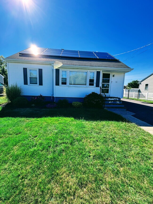 One-Story Home - 13 Saint John St