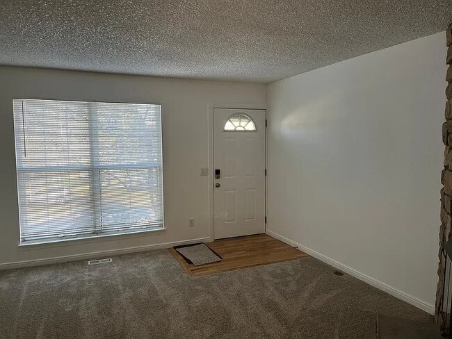 Building Photo - 1811 S Quebec Way