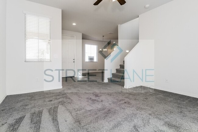 Building Photo - REDUCED! Charming 3 Bedroom in Phoenix!