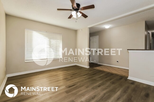 Building Photo - 2860 Orchid Ln