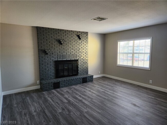 Building Photo - 6300 W Lanning Ln