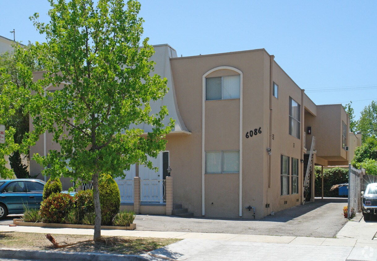 Foto del edificio - 6086 Cashio St