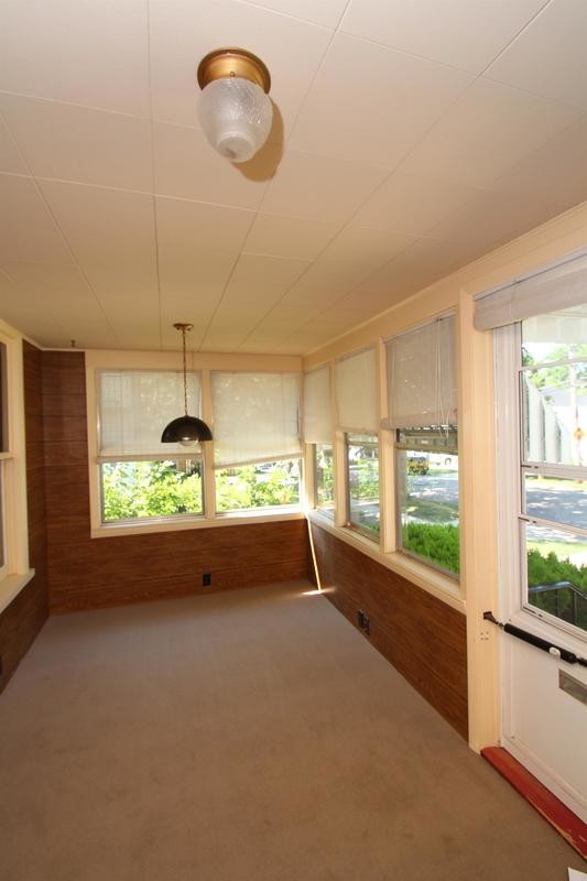 Foto del edificio - 476 Emerald Ave NE