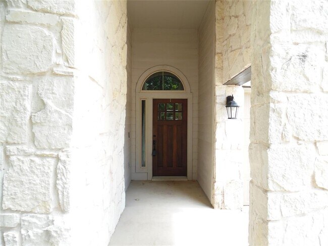 Building Photo - 1217 Peregrine Way
