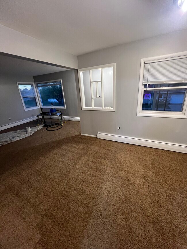 Building Photo - 1007 W Kaye Ave