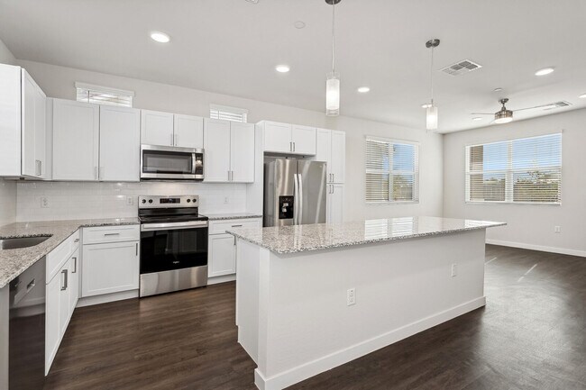 Interior Photo - Touchstone at South Mountain