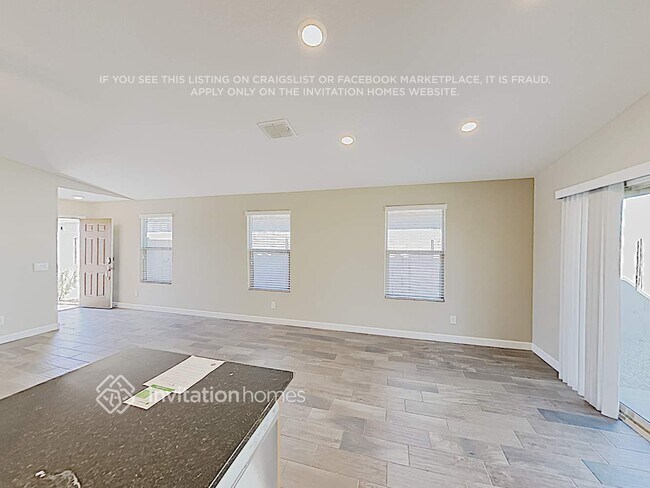 Foto del edificio - 3490 E Silversmith Trail