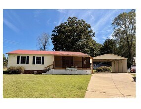 Building Photo - 115 Setter Ct